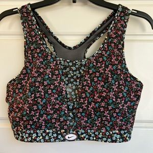 Floral Nike dri-fit sports bra